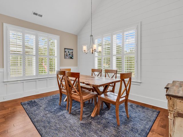 3867 Spanner Way, Murrells Inlet, SC 29576