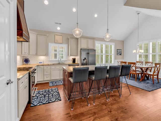 3867 Spanner Way, Murrells Inlet, SC 29576