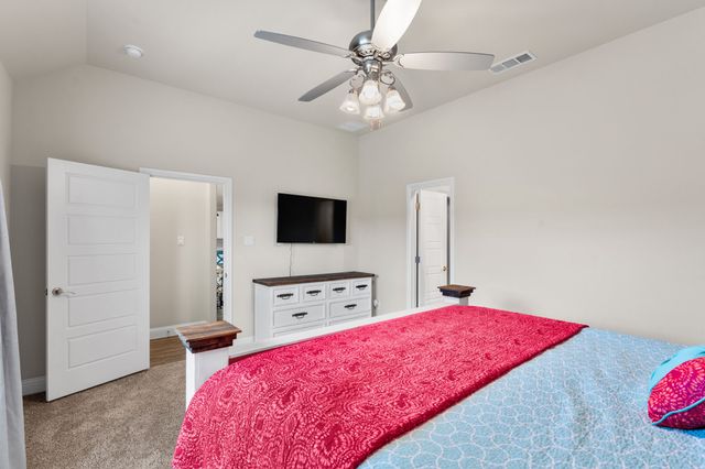 219 Bayless Avenue, Godley, TX 76044