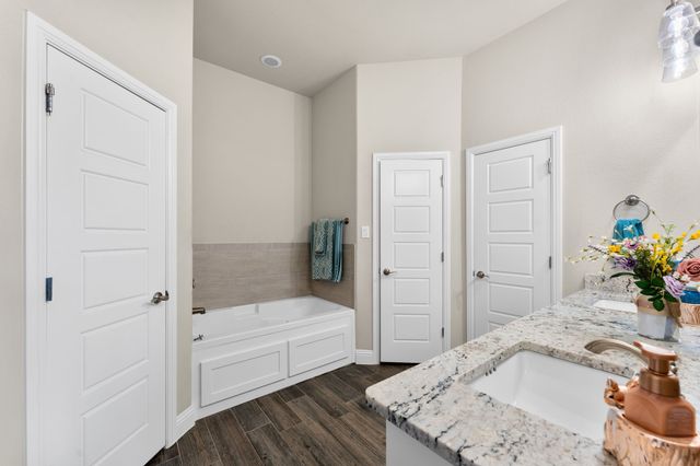 219 Bayless Avenue, Godley, TX 76044