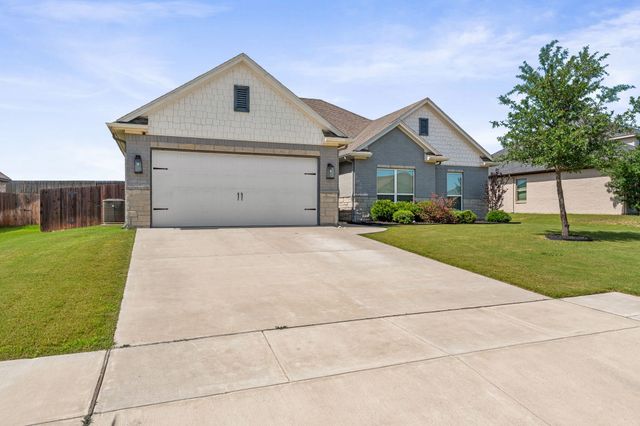 219 Bayless Avenue, Godley, TX 76044
