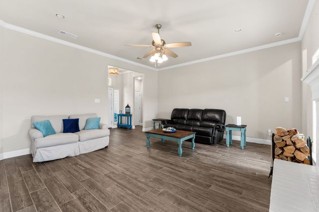 219 Bayless Avenue, Godley, TX 76044