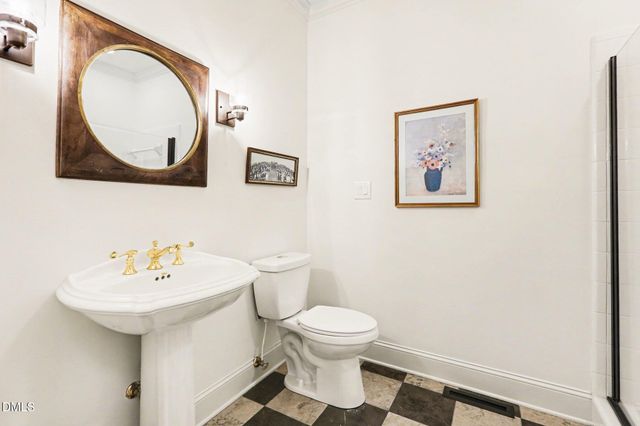 5401 Spring House Lane, Chapel Hill, NC 27516