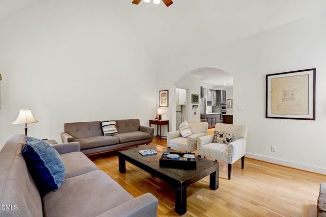 5401 Spring House Lane, Chapel Hill, NC 27516