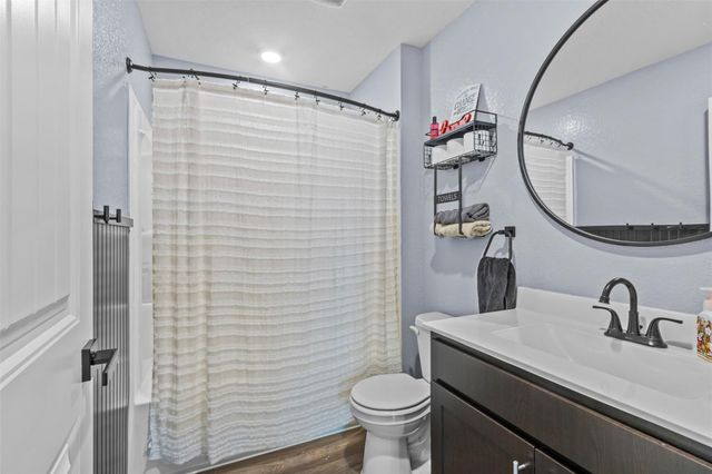 339 Euclid LN, Uhland, TX 78640