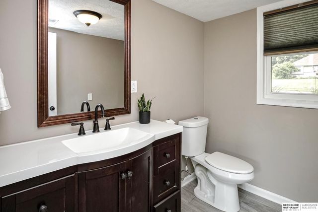 1865 S 131st Avenue, Omaha, NE 68144