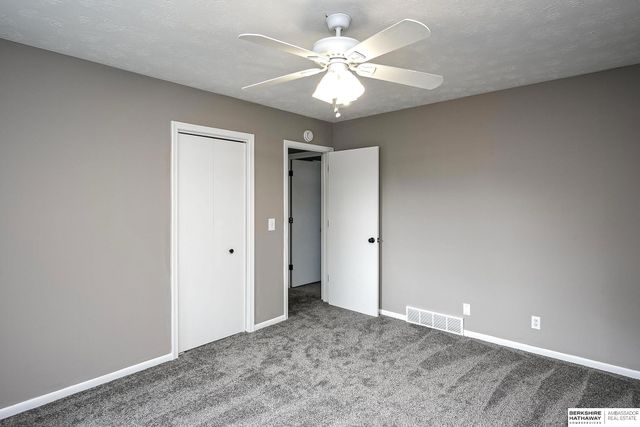 1865 S 131st Avenue, Omaha, NE 68144
