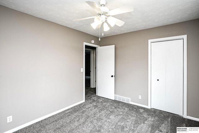 1865 S 131st Avenue, Omaha, NE 68144