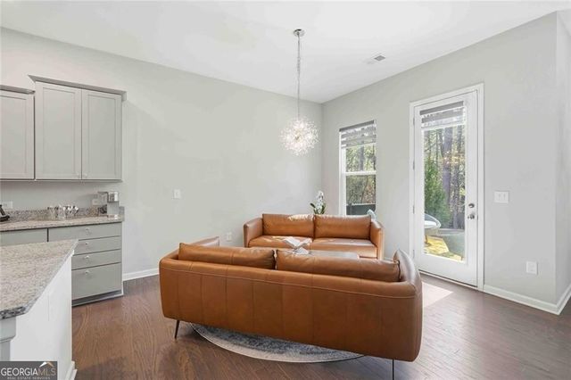 3855 Tamberly Way, Kennesaw, GA 30152