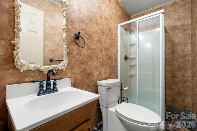 3110 Ninth Tee Drive, Newton, NC 28658