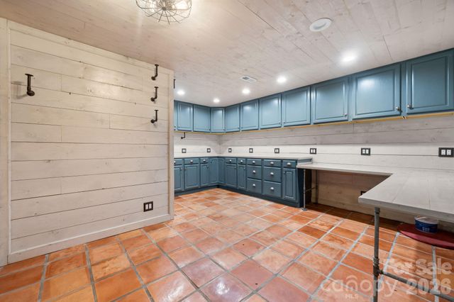 3110 Ninth Tee Drive, Newton, NC 28658