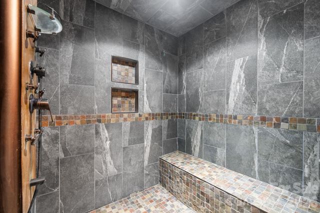 3110 Ninth Tee Drive, Newton, NC 28658