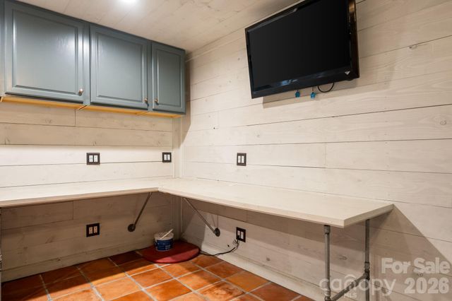 3110 Ninth Tee Drive, Newton, NC 28658