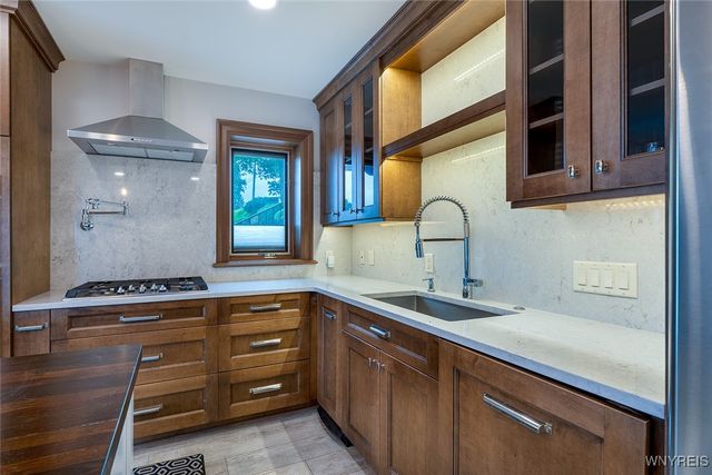 2039 East River Road, Grand Island, NY 14072