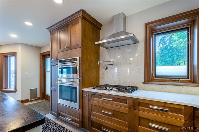 2039 East River Road, Grand Island, NY 14072