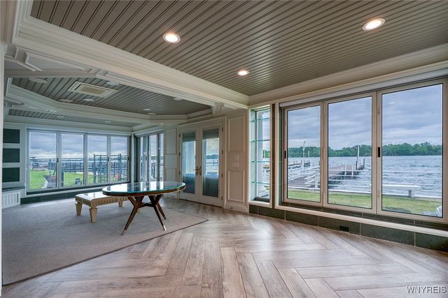 2039 East River Road, Grand Island, NY 14072