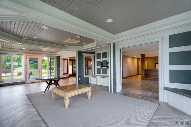 2039 East River Road, Grand Island, NY 14072