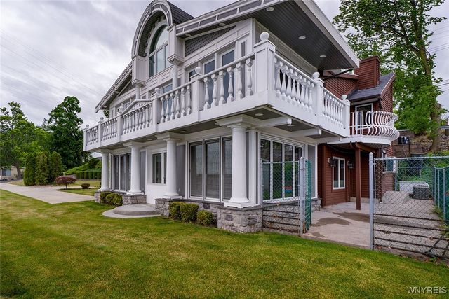 2039 East River Road, Grand Island, NY 14072