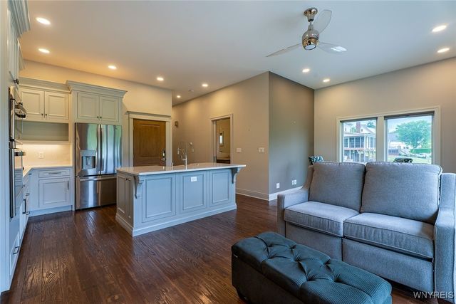 2039 East River Road, Grand Island, NY 14072