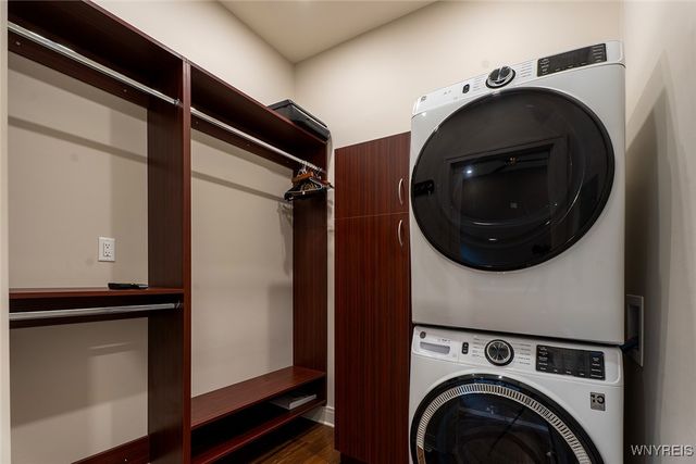 2039 East River Road, Grand Island, NY 14072