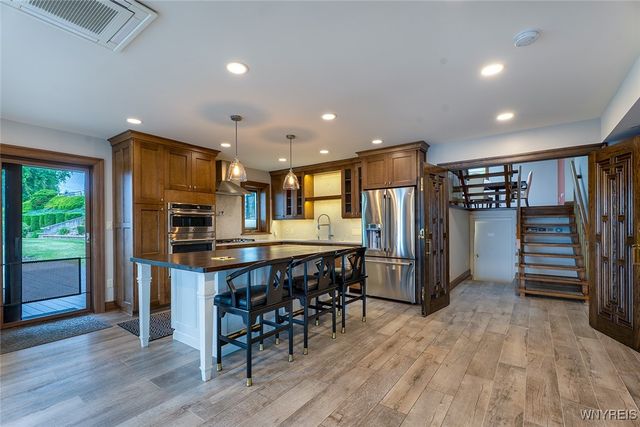 2039 East River Road, Grand Island, NY 14072