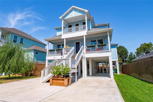 2922 Seargent Street, Seabrook, TX 77586