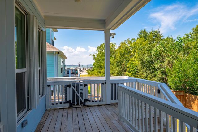 2922 Seargent Street, Seabrook, TX 77586