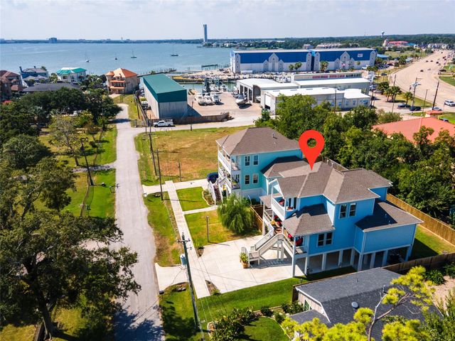 2922 Seargent Street, Seabrook, TX 77586