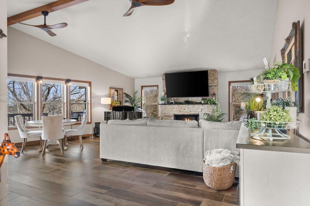 6 Oleary Drive, Kimberling City, MO 65686