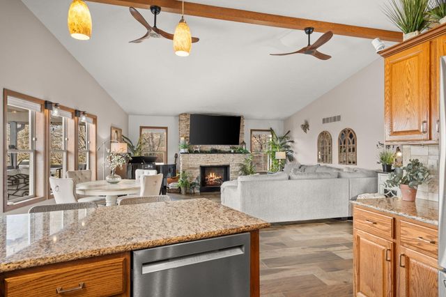 6 Oleary Drive, Kimberling City, MO 65686