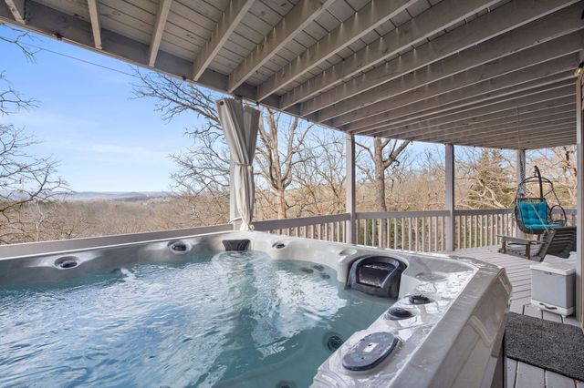 6 Oleary Drive, Kimberling City, MO 65686