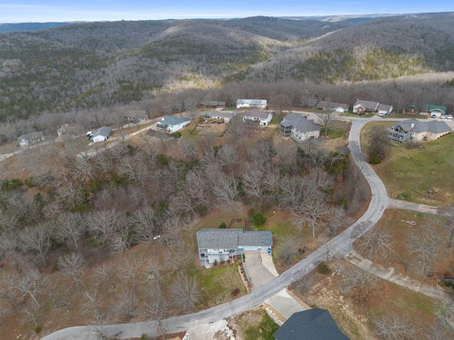 6 Oleary Drive, Kimberling City, MO 65686