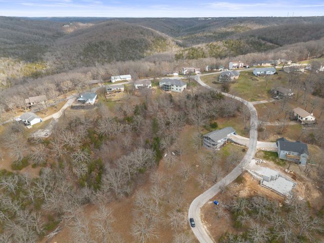 6 Oleary Drive, Kimberling City, MO 65686