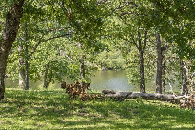 6 Oleary Drive, Kimberling City, MO 65686