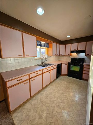 1431 Fleta Court, Loveland, CO 80537
