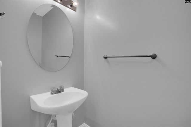 740 Applegate Ln, Columbia, SC 29209