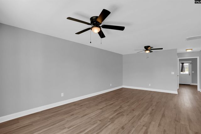 740 Applegate Ln, Columbia, SC 29209