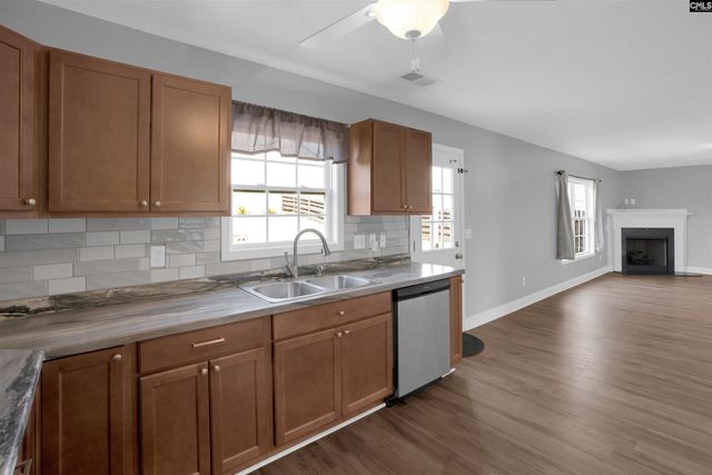 740 Applegate Ln, Columbia, SC 29209