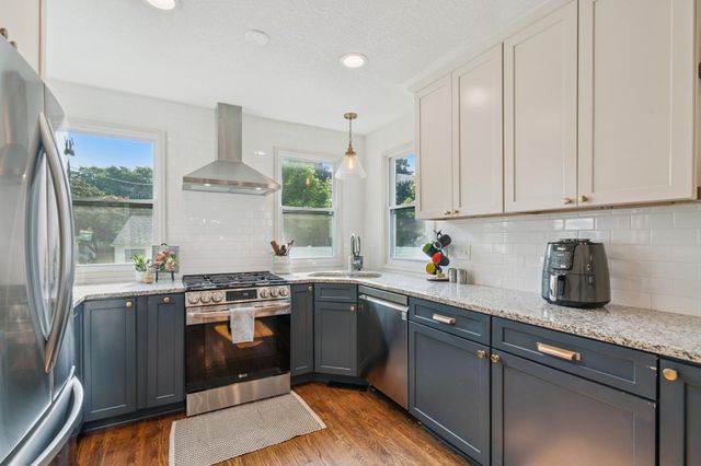 5321 40th Avenue S, Minneapolis, MN 55417