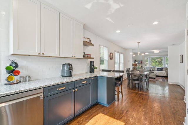 5321 40th Avenue S, Minneapolis, MN 55417