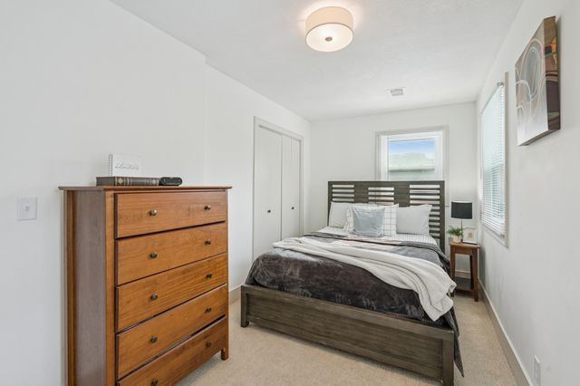 5321 40th Avenue S, Minneapolis, MN 55417