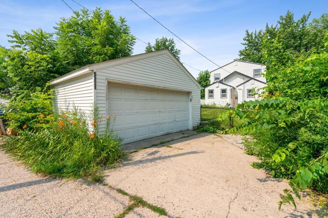 5321 40th Avenue S, Minneapolis, MN 55417