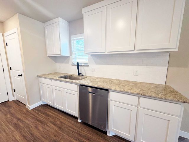 2385 Miller Street, Denison, TX 75020
