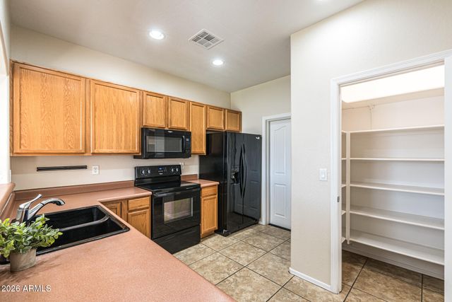 6605 W LAUREL Avenue, Glendale, AZ 85304