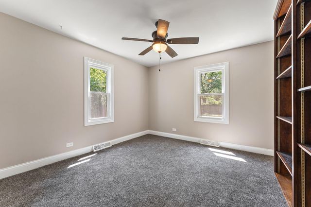 919 W 61st Avenue, Merrillville, IN 46410