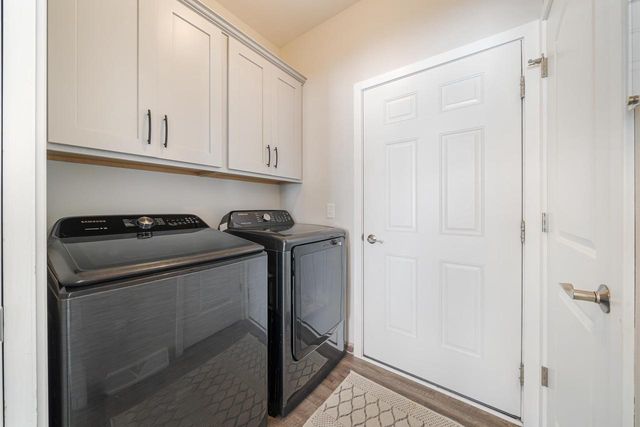 531 S SILVER FOX DRIVE, Kewaskum, WI 53040