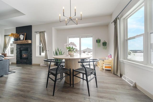 531 S SILVER FOX DRIVE, Kewaskum, WI 53040