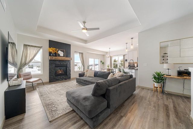 531 S SILVER FOX DRIVE, Kewaskum, WI 53040