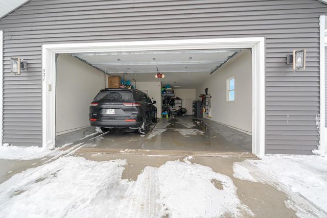 531 S SILVER FOX DRIVE, Kewaskum, WI 53040