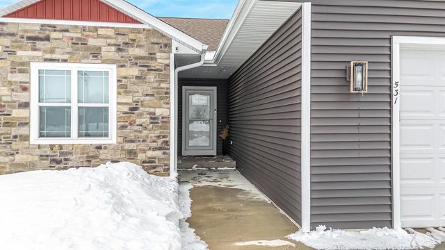 531 S SILVER FOX DRIVE, Kewaskum, WI 53040